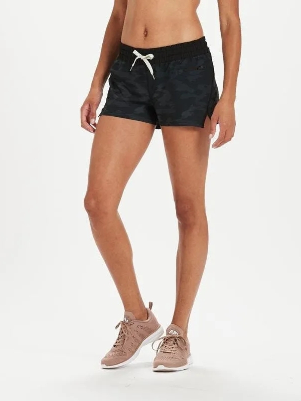 Vuori  Black Camo Performance Shorts Size S